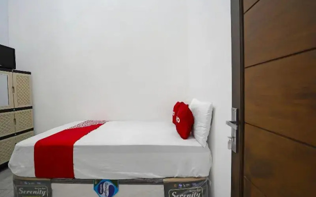 Oyo 91746 Kost Sedati Syariah