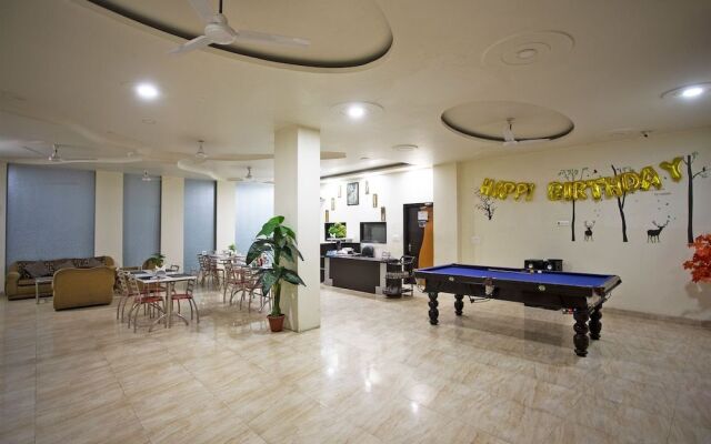 OYO 43691 Hotel Rbs Inn