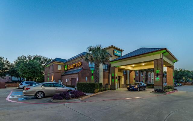 Quality Inn West Plano - Dallas