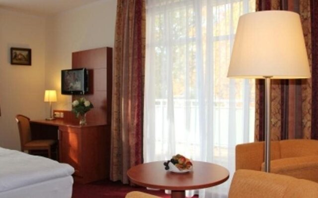 Hotel & Café Strandeck