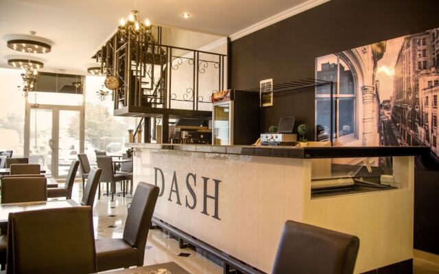 Dash Hotel