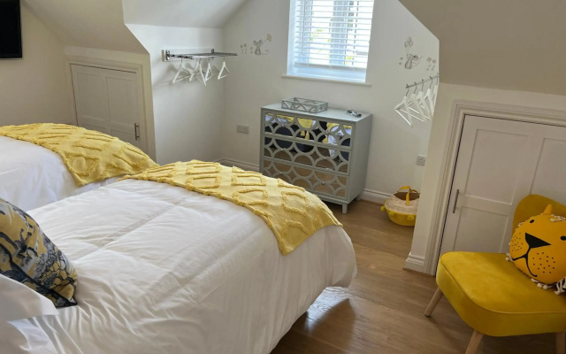 Exmouth Luxury Coastal Boutique Town House