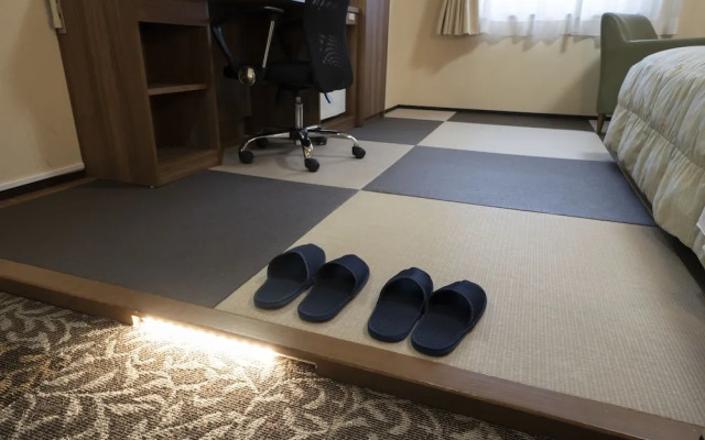 Hotel Econo Tsu Station