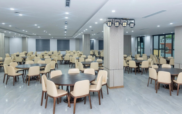 Viet Hoa Hotel & Residence