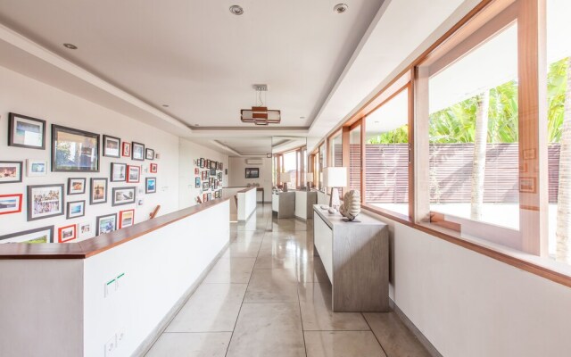 AB Villa & Apartments