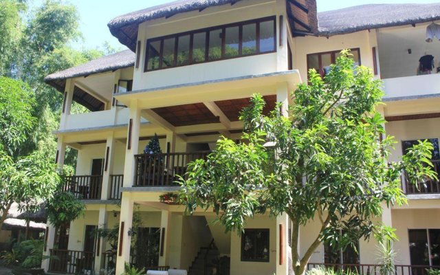 Lawiswis Kawayan Garden Resort and Spa by COCOTEL