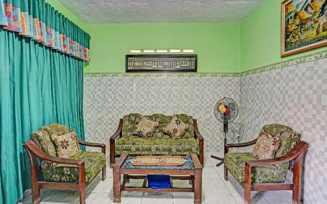 Spot On 91595 Sruni Syariah