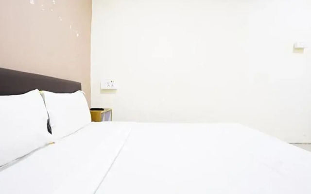 Fabhotel Infinity Rooms & Banquet