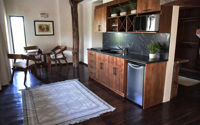 Casa Teka