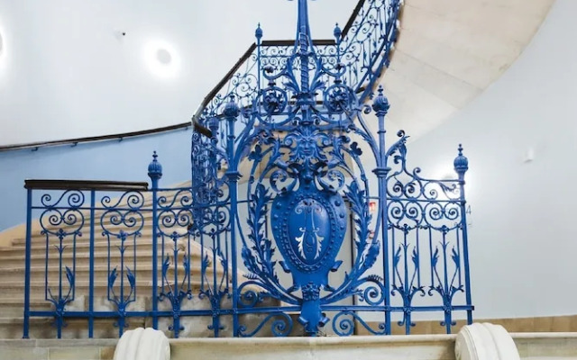 Maverick Athenaeum Hotel