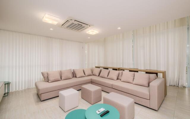 Incrível casa com churrasqueira em Jurerê RDR030