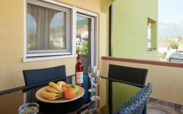 Apartments Villa FourTuna