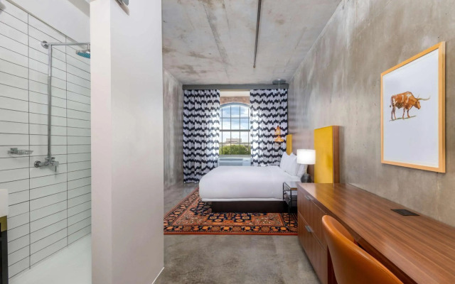 NYLO Las Colinas Hotel, Tapestry Collection by Hilton
