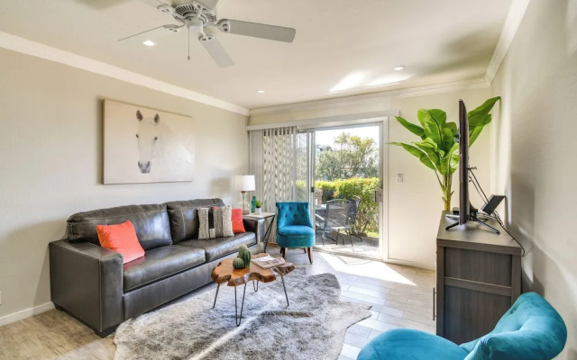 Near Fashion Square & Old Town: Scottsdale Condo!