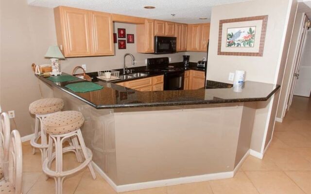 Summerchase 1008 - 3 Br condo by RedAwning