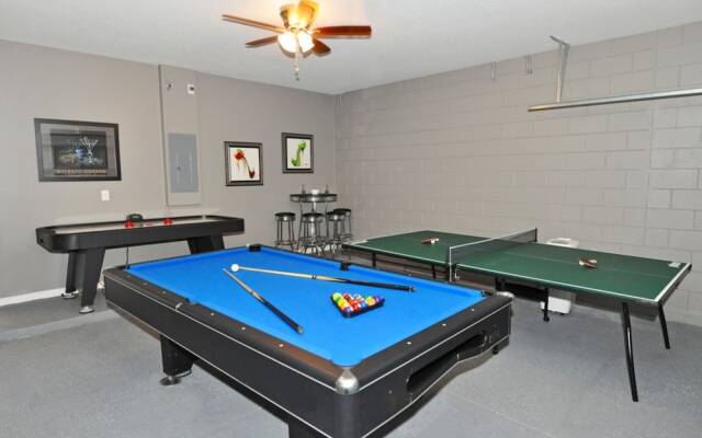 Solterra Six-bedroom