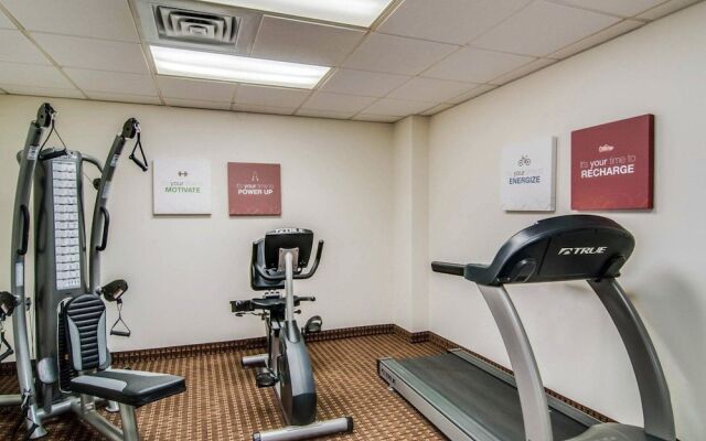 Comfort Inn & Suites