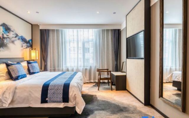 Rezen Dong Hotel (Harbin Railway Station)