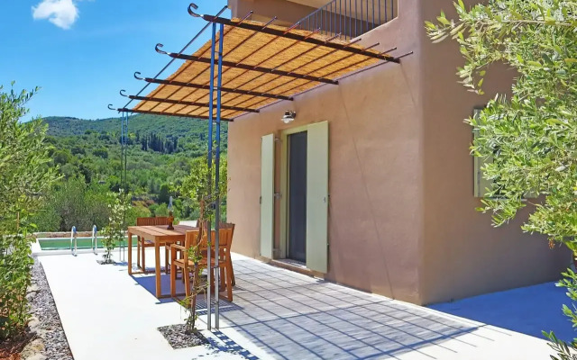 Rock n' Olive Villas