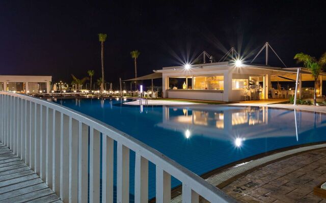 Piere Anne Beach Hotel