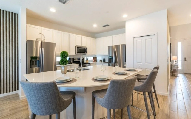 2616ca 8 Bedroom Villa by Redawning