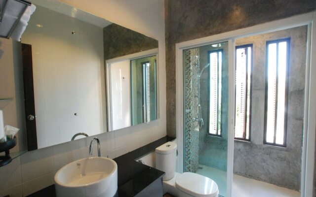 Victoria Cliff Hotel & Resort