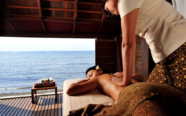 Cocotinos Manado - A Boutique Beach Resort
