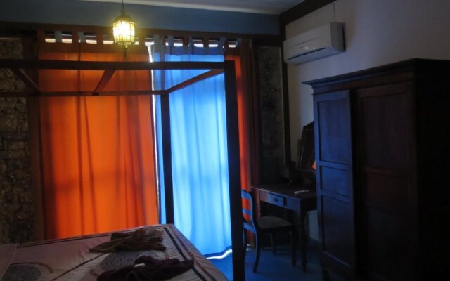 The Change Hotel