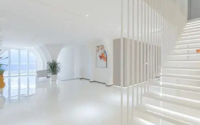 Mermaid Seascape Resort Hotel (Dali Erhai)