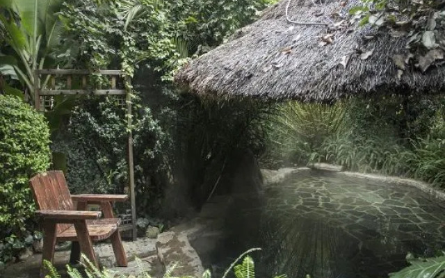 Putuoquan Hot Spring Resort