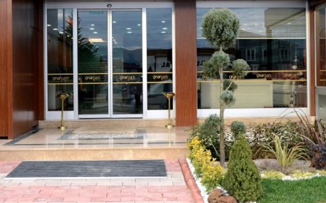Çınar Park Otel