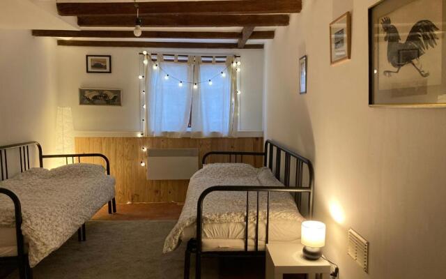 Dieppe centre charming spacious home for 2-8 guests