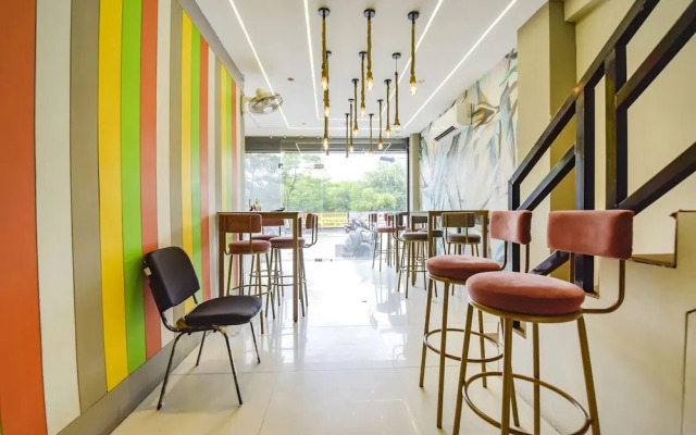 Fabhotel Urban Elite