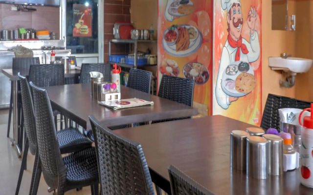 Capital O 68772 Kubergarh Resort