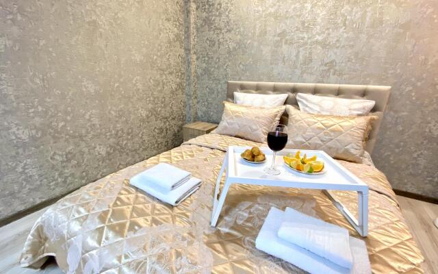 Апартаменты Четыре Сезона мкрн. Энтузиастов 8