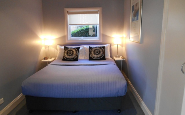 Apartments on Star – Guest Rooms – Sandy Bay