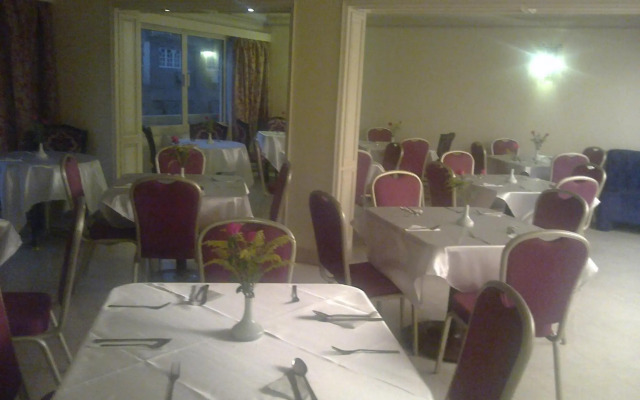Kanzy Hotel