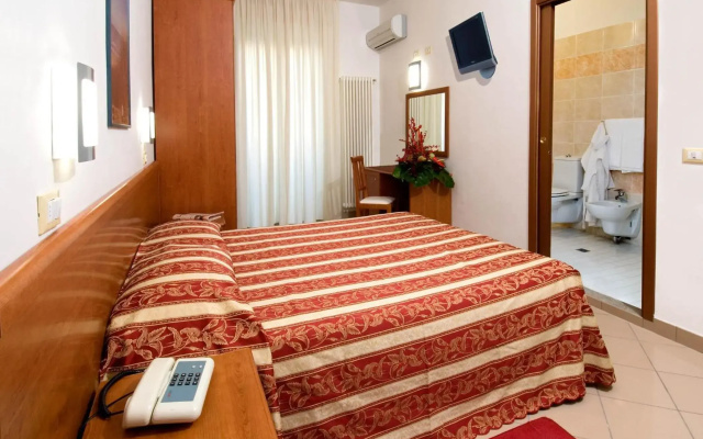 Hotel Bristol