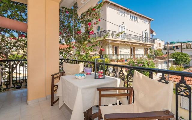 Athina’s Maisonette