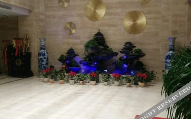 Wu Hua Tian Yue Hotel (Zhongwei Gulou South Street Branch)