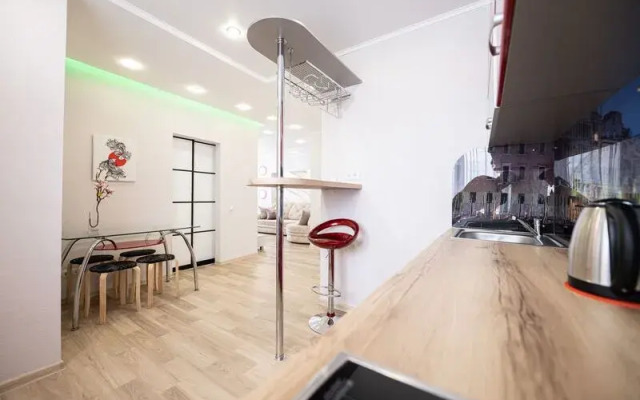 Apartments Five Stars Revolution Square