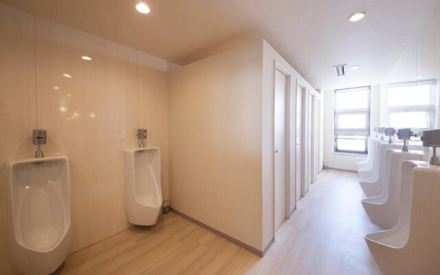 Ueno Station Hostel Oriental 1 - Caters to Men