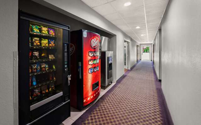 Econo Lodge Inn & Suites Mesquite - Dallas East