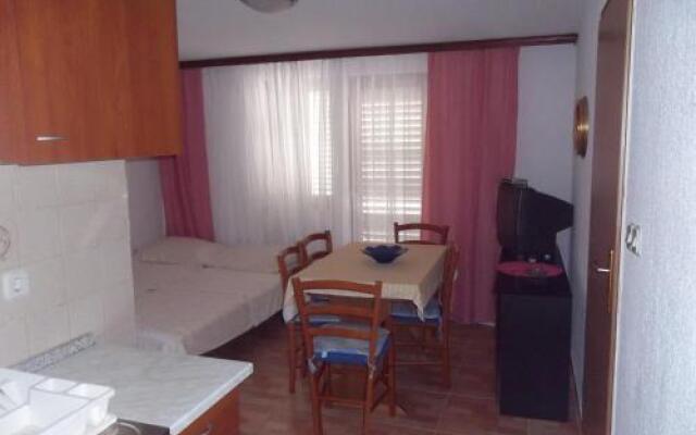 Apartmani Mira