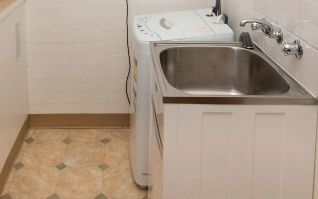 Sandpiper Apartments