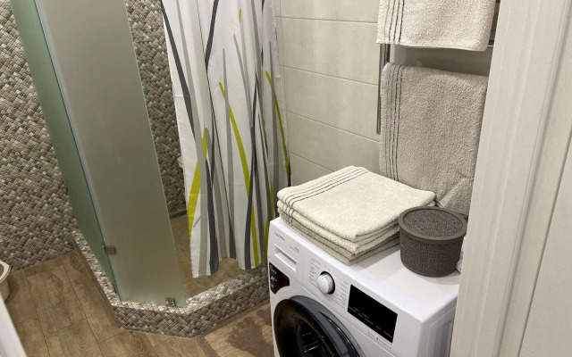 Апартаменты на улице Крымскоая 22 корпус 17