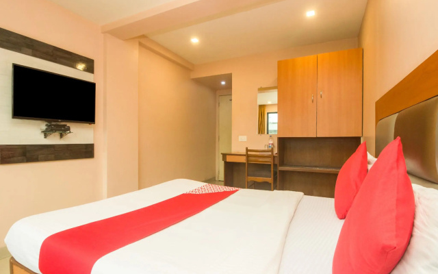 OYO 7727 Hotel Sarovar Grand