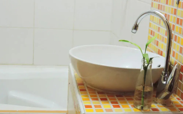 Transit Home Bed And Breakfast - Adults Only