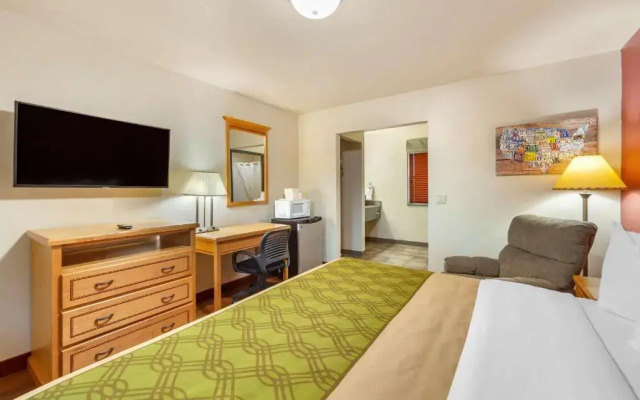 Econo Lodge Inn & Suites Valentine