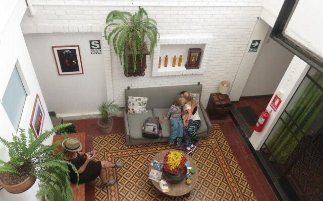 La Puerta Verde Hostel